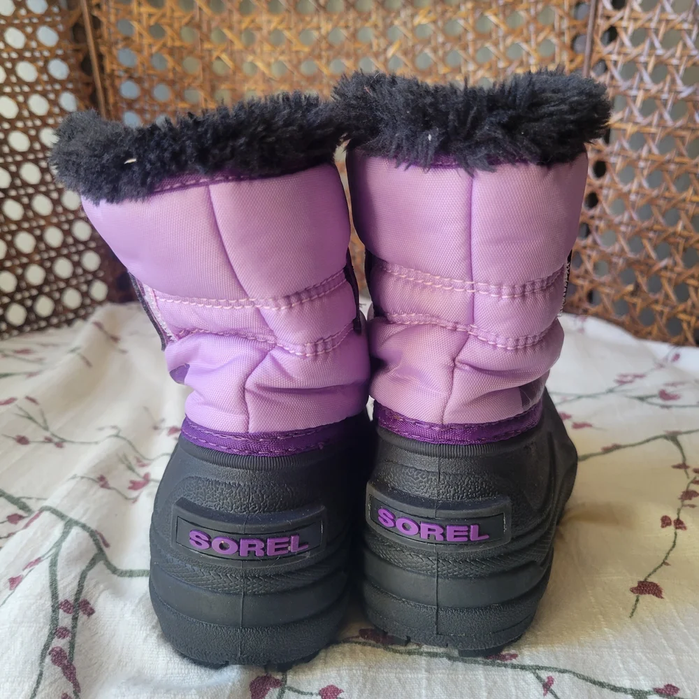 Sorel Purple and Black Winter Boots - Picture 5 of 6